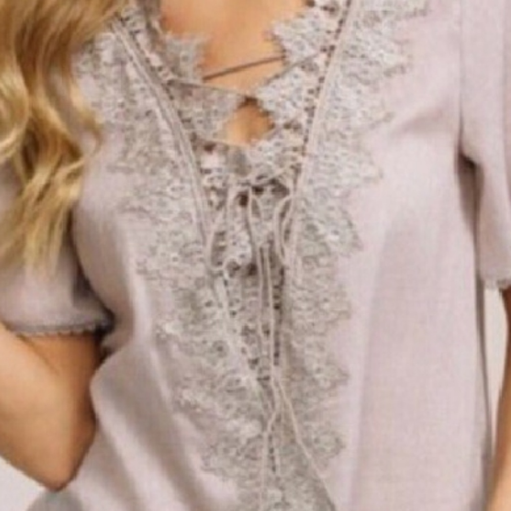 SB GLAM V Neck Lace Up Woven TopNWT Boho - Picture 2 of 2